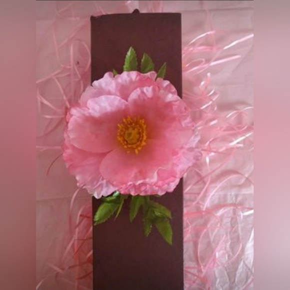 Gift Box - celebration! - Picture 2 of 6